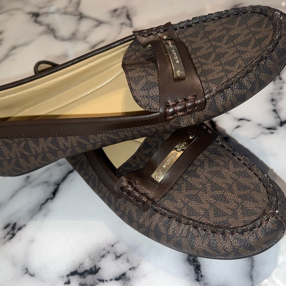 Michael Kors Everett Loafer Women's Leather - Picture 3 of 5